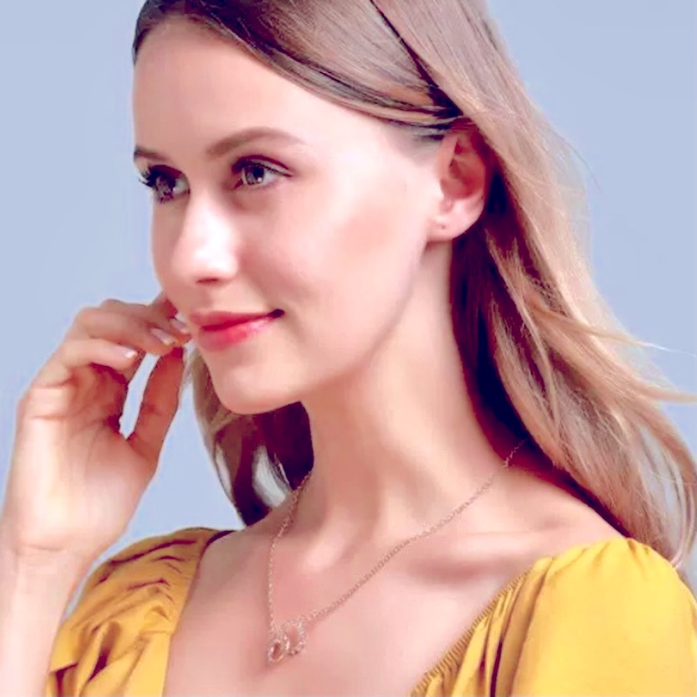 ❤️Seller’s Pick❤️ Elegant Gold Plated Rhinestones Two Loop Necklace - Picture 8 of 11
